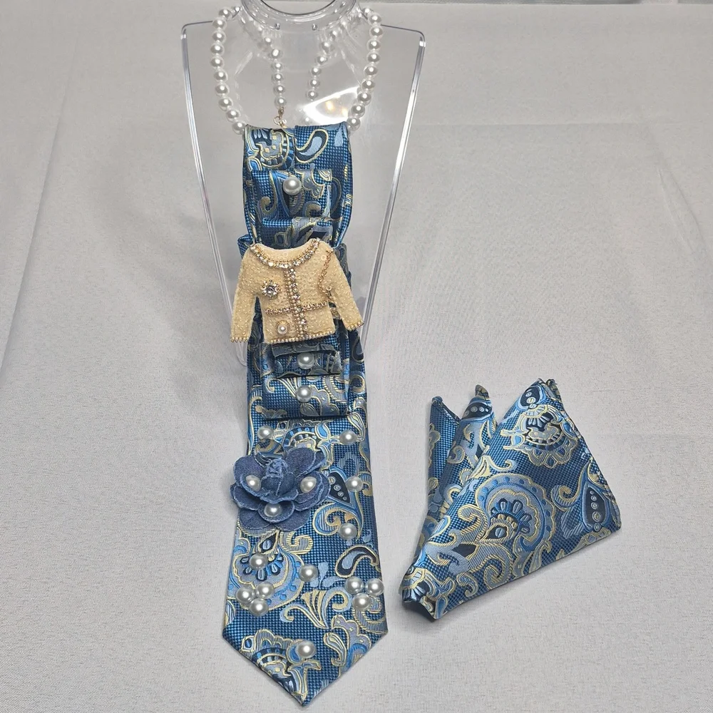 Handcrafted Luxury Fashion Necktie Necklace 📿 (BLUE LAGOON)